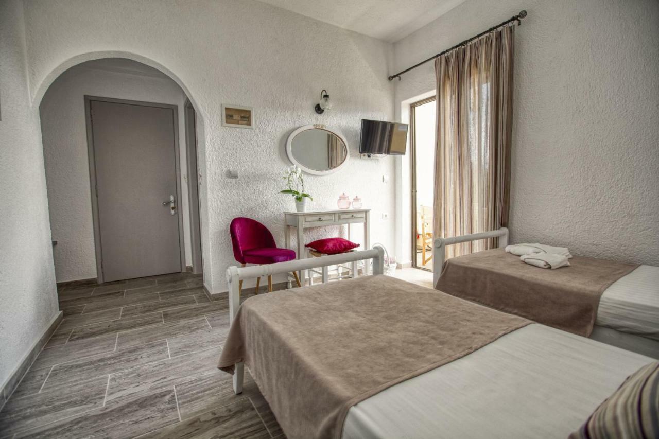 Elounda George Studios Luaran gambar