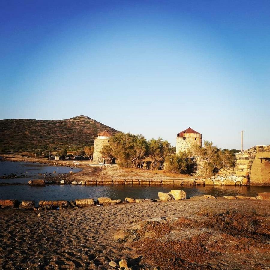 Elounda George Studios Luaran gambar