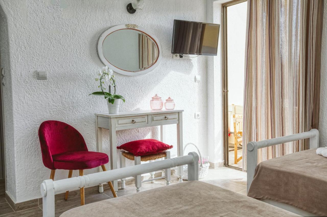 Elounda George Studios Luaran gambar