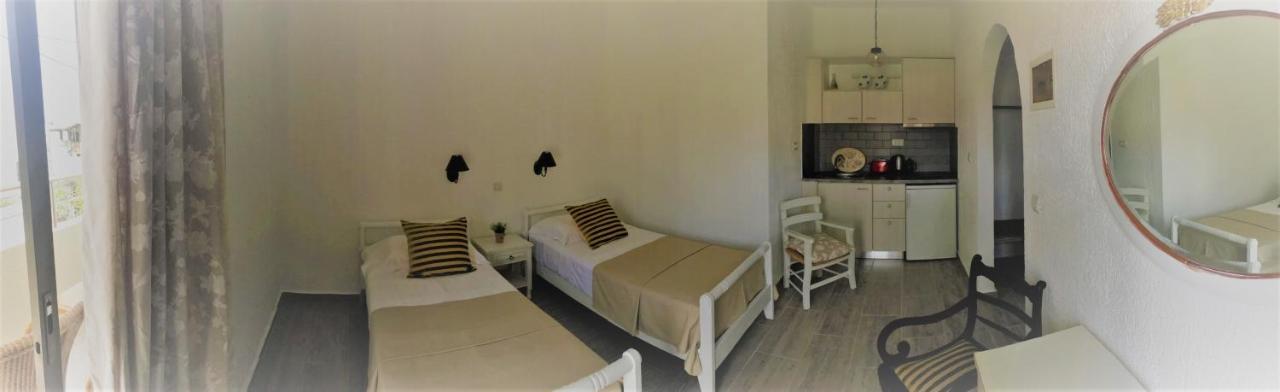 Elounda George Studios Luaran gambar